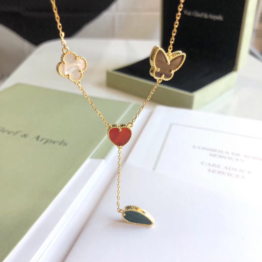 [VA]LUCKY SPRING HALSKETTE MIT 4 MOTIVEN IN ROSEGOLD