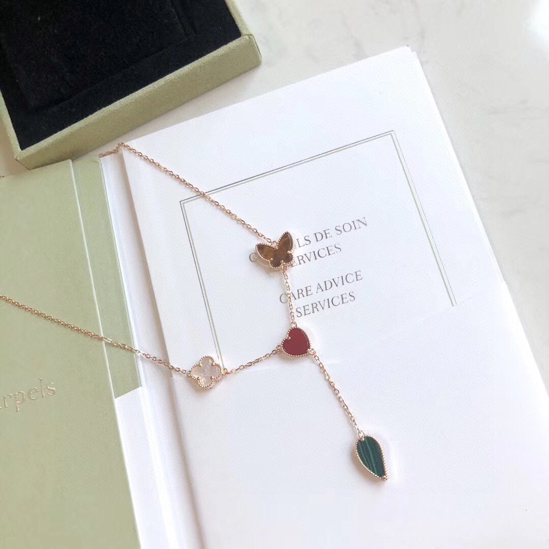 [VA]LUCKY SPRING HALSKETTE MIT 4 MOTIVEN IN ROSEGOLD
