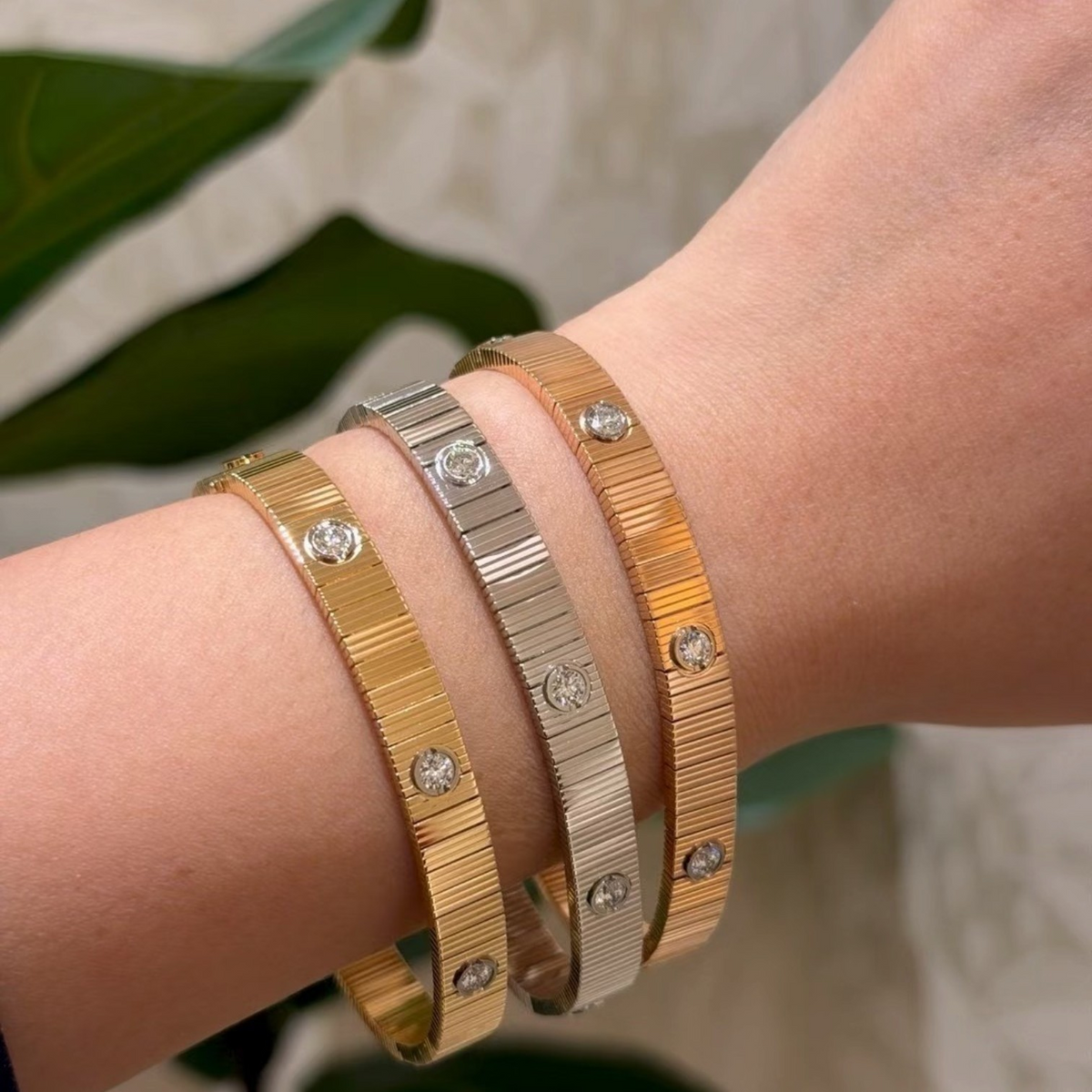 [VA]LOVE UNLIMITED BRACELET, DIAMONDS